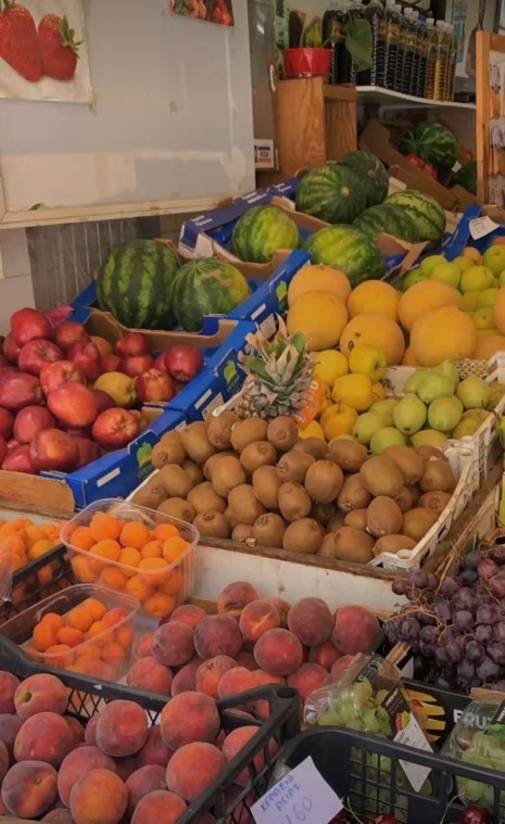 Kpssden sonra belli bir süre özelde markette calışcam. Market çalışanlıgı cok mu zor?