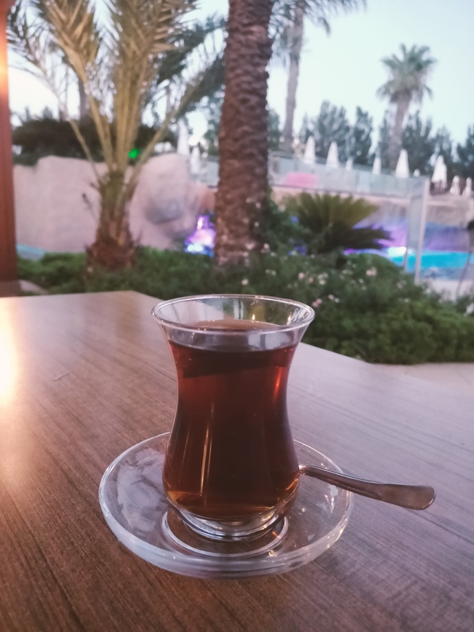 Tomurcuk, bergamot veya başka aromalar çayın tadını bozar mı?