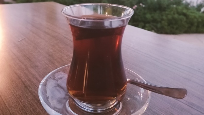 Tomurcuk, bergamot veya başka aromalar çayın tadını bozar mı?