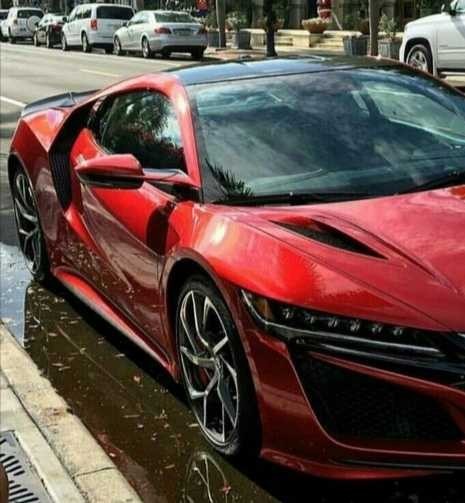Ferrari'ye yakışan renk hangisi?