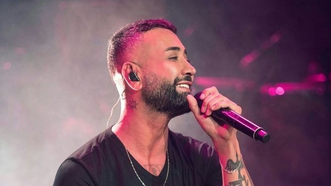 Kimin konserine gidip hangi şarkıyı dinlemek isterdin?