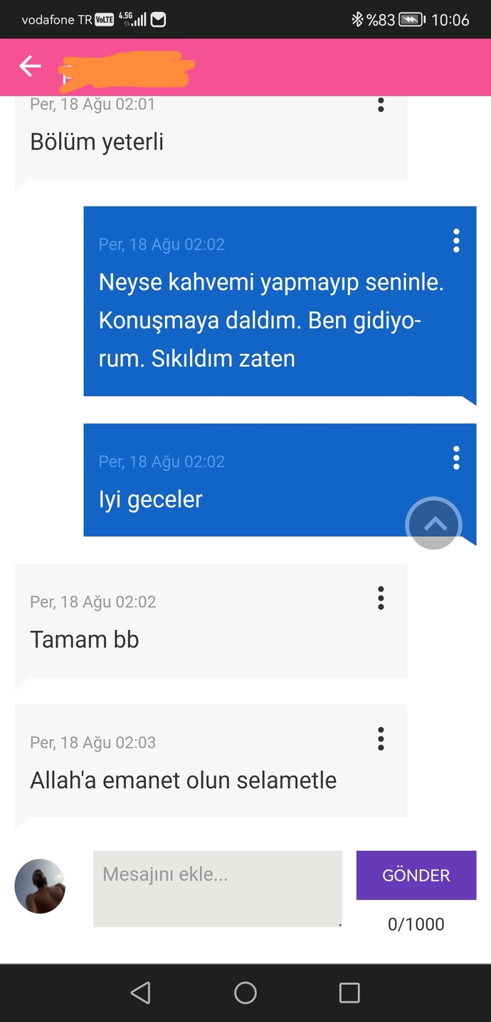 Buradakilerin kimi neden bu kadar tuhaf?
