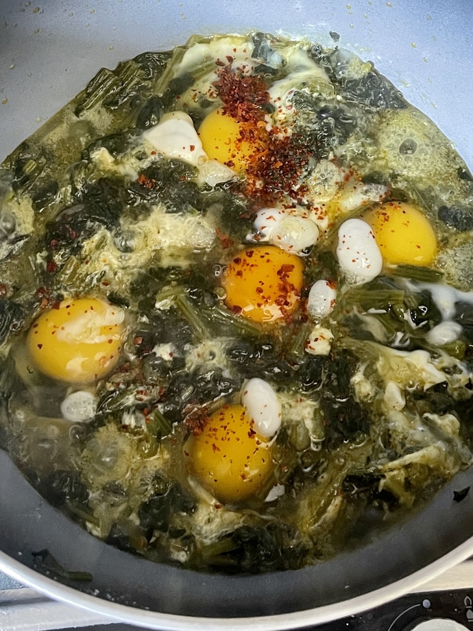 Ispanaklı yumurta yaptım, nasıl olmuş?