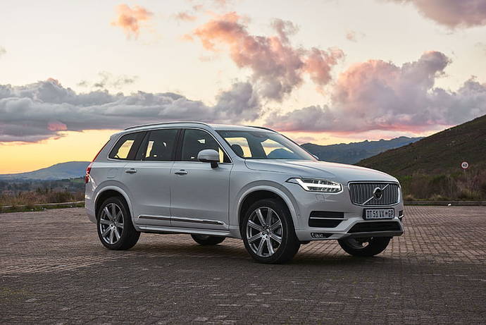 Sağlamlikta Volvo mu Range Rover mı?