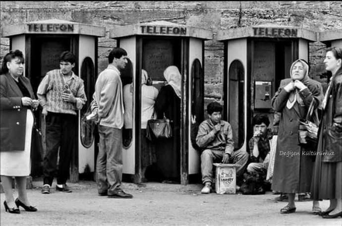 İhtiyar olmadan ağardı saçlar?