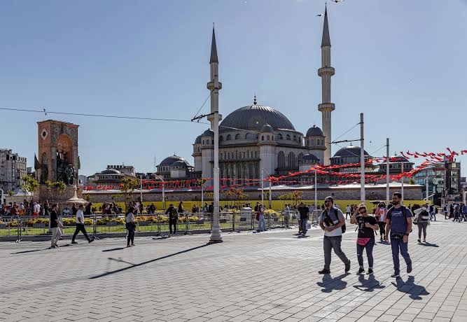 Evde ve dışarıda yapılabilecek en iyi aktiviteler nelerdir?