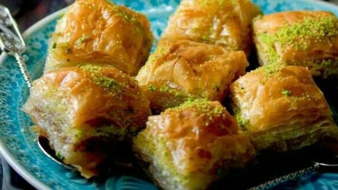 Normal baklava mı soğuk baklava mı?