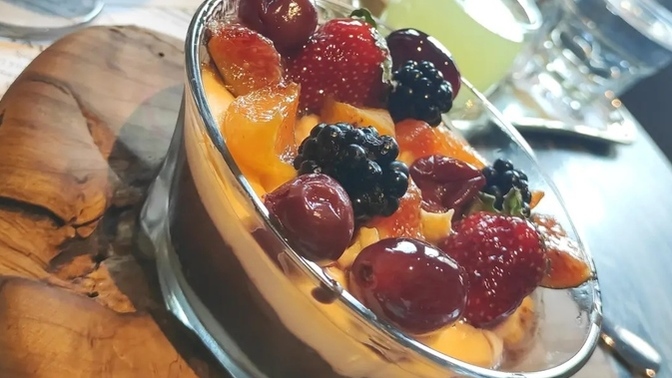 Bu akşam yemekten sonra hangi tatlıyı yemek istersiniz?