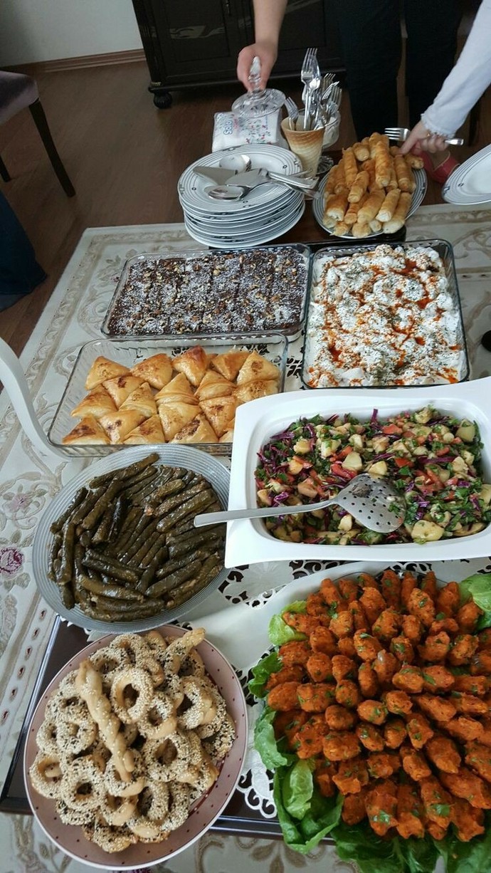 Yemeklerde tatlıdan tuzluya mı tuzludan tatlıya doğru mu gidersiniz?