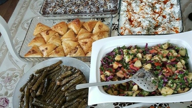 Yemeklerde tatlıdan tuzluya mı tuzludan tatlıya doğru mu gidersiniz?