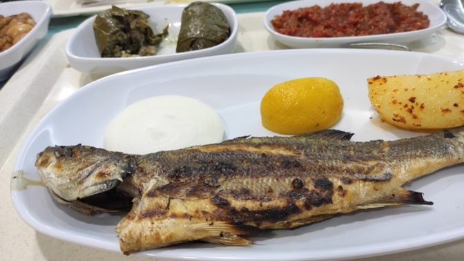 Sosyal tesisler hem ucuz hem de doyurucu! Peki ya siz sosyal tesislerde yemek yediniz mi?