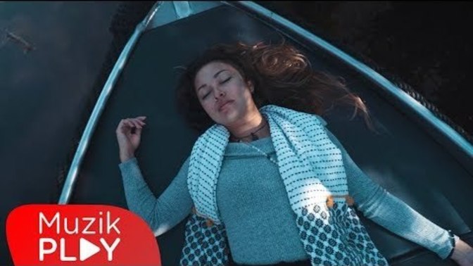 Acaba gecenizin sarkisi bu sefer hangisi?