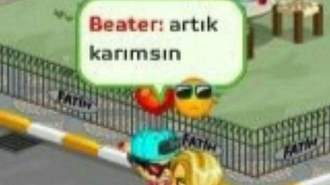 Oyunda sana laf edenlere sevgilin ses çıkarmasa, tartışır mısınız?
