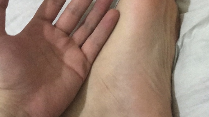 Eski kız arkadaşım elime ayağıma çok küçük dedi?