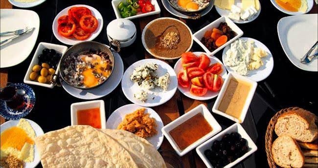 Sabah kahvaltınızı saat kaç gibi yaparsınız?
