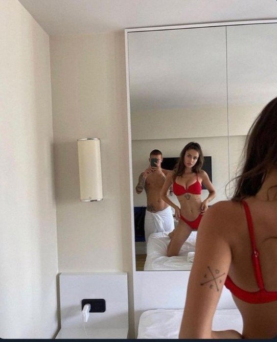 Cinsel ilişki sırasında video çekmek isteyen birine ne söylersiniz?