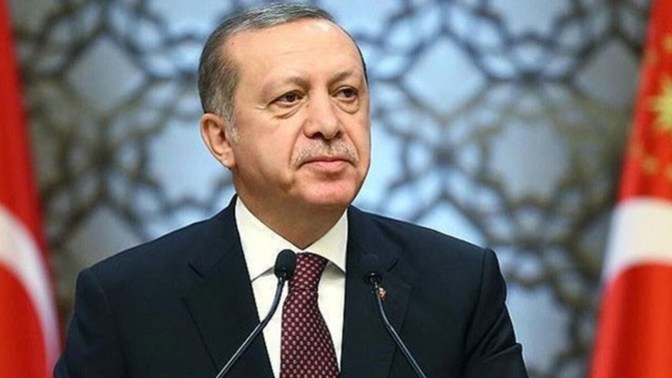 Muhalefetin Erdoğan'ın karşısında hep çaresiz bir şekilde kalması hakkında ne düşünüyorsunuz?