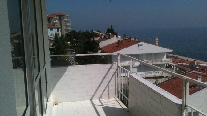 Sırf ağlamak için gitmek istediğiniz bir yer var mı?