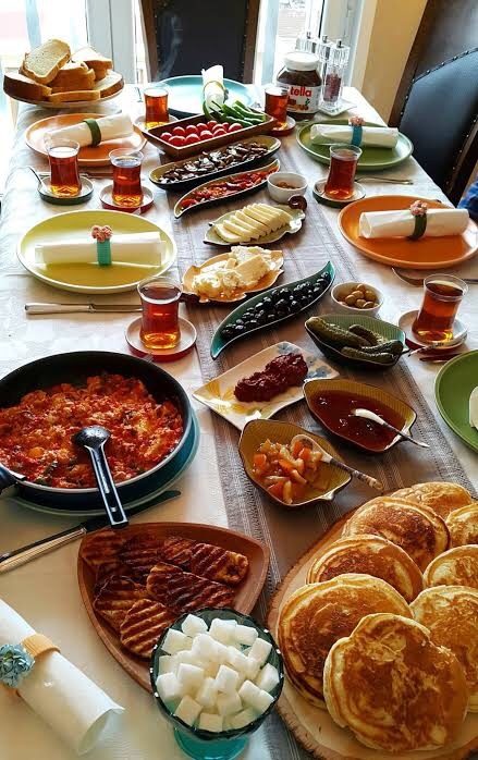 Günaydınn Kahvaltıda ne Yiyorsunuzz?