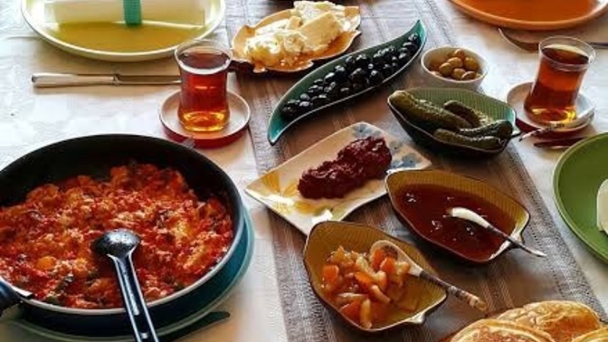 Günaydınn Kahvaltıda ne Yiyorsunuzz?