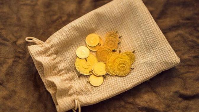 Altın mı, Dolar mı? Uzun vadede yatırım yapmak için hangisi daha mantıklı?