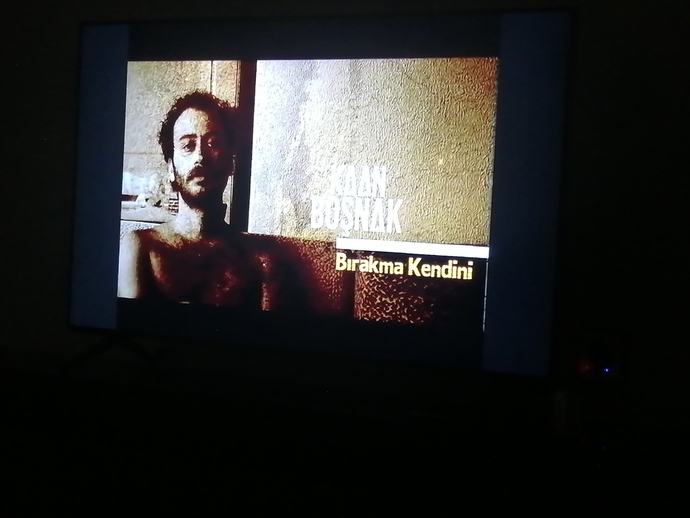 Gece Slow müzik dinlemek kadar güzel bir şey var mı?
