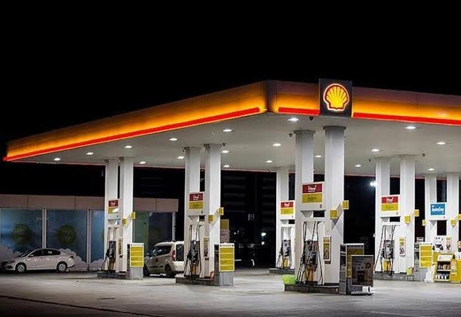 Shell Petrolden bidona benzin alan var mı?