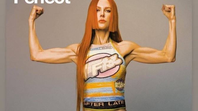 Nicole 55 yaşında kaslarıyla poz verdi, sizce kadınlar kaslı olamaz mı?