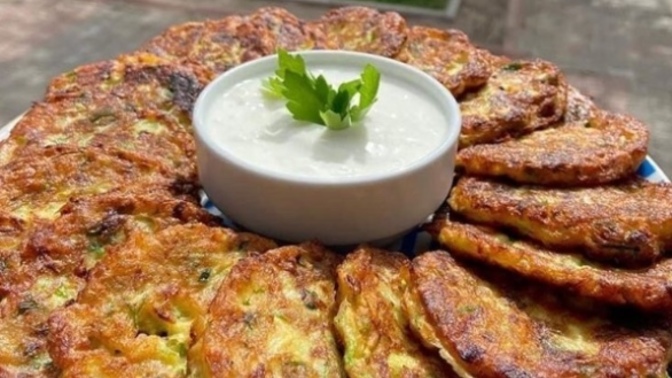 Kabak mücveri taze soğansız olur mu?
