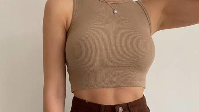 Crop giymeden şık olmak mümkün değil mi?