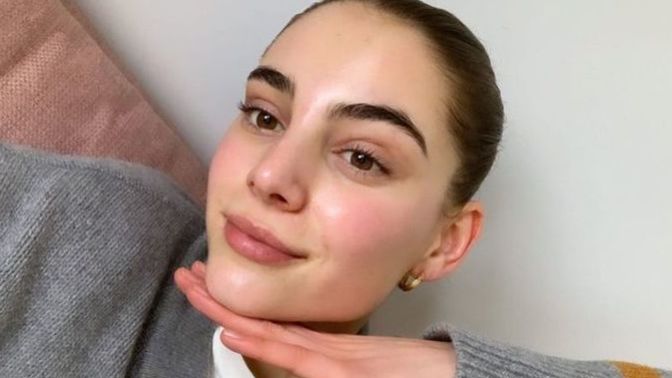 Cildindeki lekeler güneş kaynaklı mı yoksa sivilce lekeleri mi?