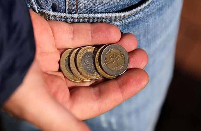 Yoksulluk sınırı 4 asgari oldu. 4 asgari ücret kazanabiliyor musunuz?