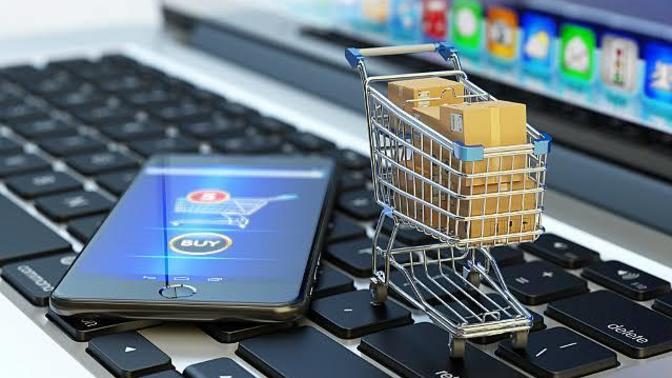 Internetten alınan ürünün iade bedelini artık tüketici cebinden ödeyecek yeni kanunu nasıl buldunuz?