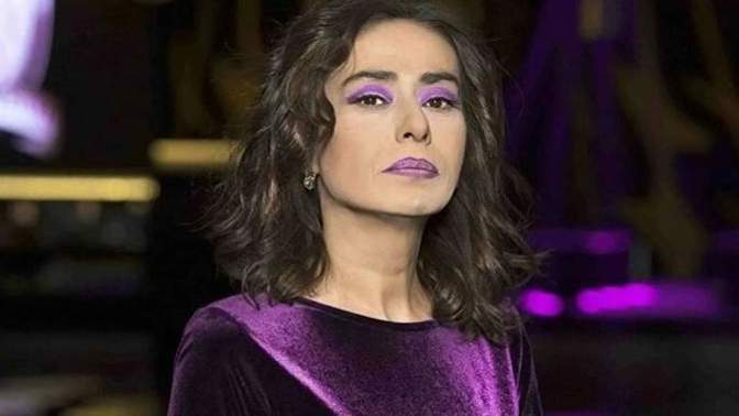 Yıldız Tilbe: "Sanatçılar yasal olarak dokunulmaz ilan edilsin!" Yıldız Tilbe biraz saçmalamış olabilir mi?