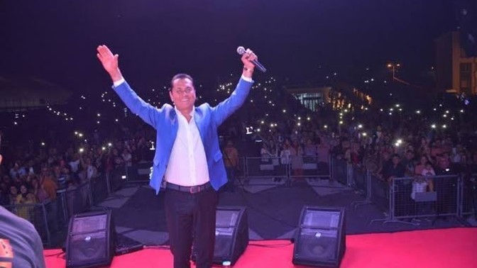 Dinlemediğiniz bir müzik türünün ücretsiz konseri olsa bir değişiklik olsun deyip dinlemeye gider misiniz?