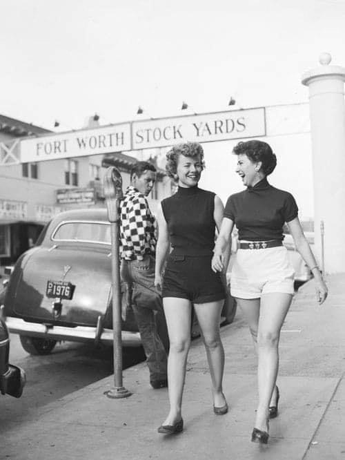 1959 Los Angeles kadınları nasıl sizce?