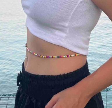 Bel kolyemi görenler sen çocuk musun diyorlar, seksi durmamış mı ya?