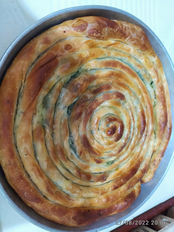 Bugün günlerden Boşnak böreği 😋😋 börek sever misiniz 🤔?