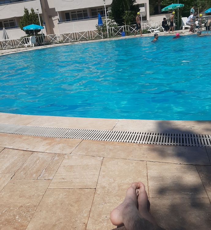 Seni özlemeyecem.. Çok fırtınalıydın.. :/
