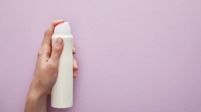 Terlemeyi önleyen deodorantlar sağlıklı değil mi?