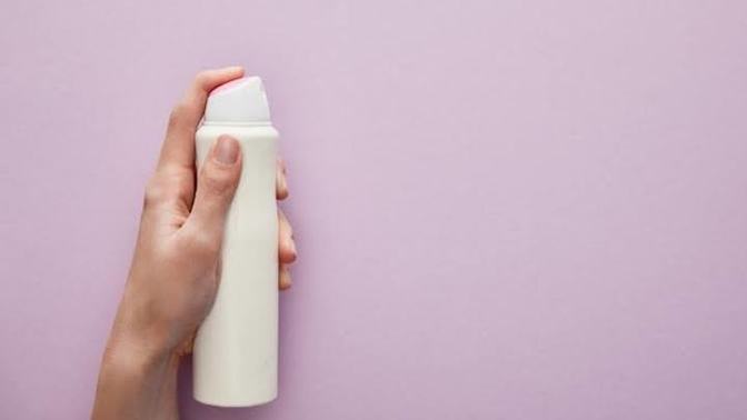 Terlemeyi önleyen deodorantlar sağlıklı değil mi?
