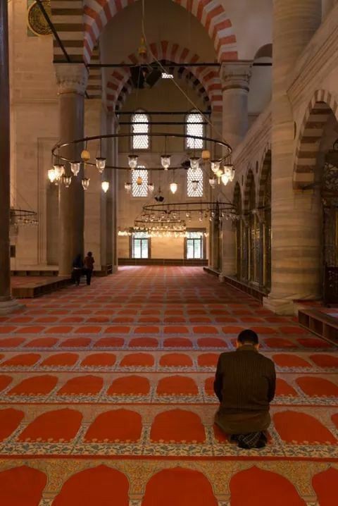 Gusül, abdest ve namaz noktasında şüphe şüphe yaşıyorum ne yapmalıyım?
