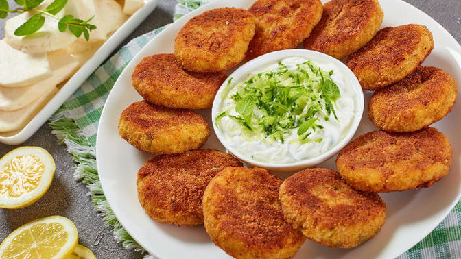 Öğle yemeği yiyor musunuz?