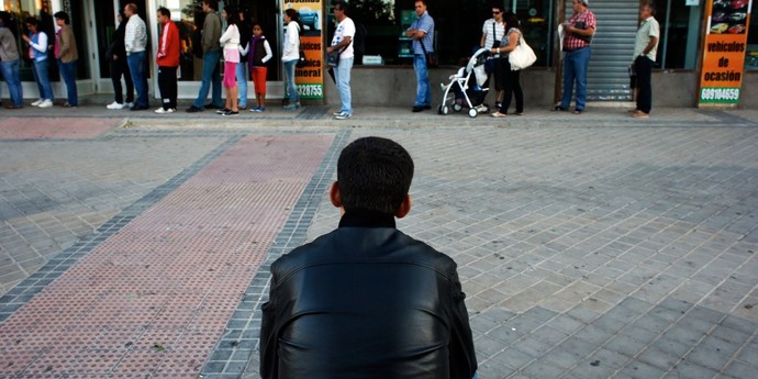 Türk gençlerinin en büyük hobisi, ülkenin durumunu düşünmek mi oldu?
