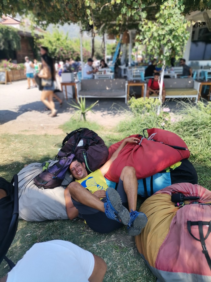 Efkarlandığında hangi şarkıyı ya da  şarkıları dinlersin?