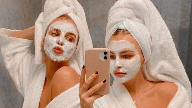Cilteki koyu lekeler nasıl geçer?