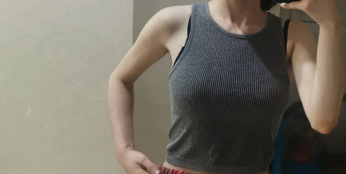 Böyle bir crop altına ne gider?