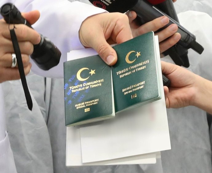 Türkiyenin yerli ve milli pasaport üretimi başladı! Yurt dışına çıkabiliyor musunuz?