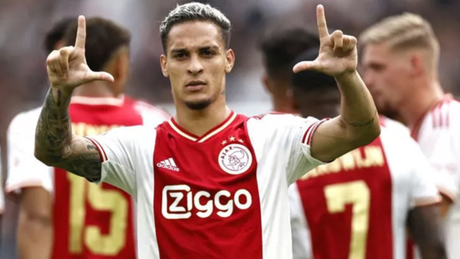 Manchester United, 100 milyon Euro'ya Antony'yi transfer etti! Sizce iyi bir transfer mi?