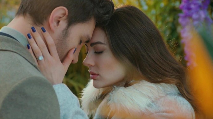 Aradığınız aşkı buldunuz mu? Yoksa aşk tesadüfen oluşan bir şey mi?